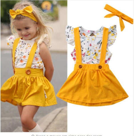 Pinafold Skirt Set